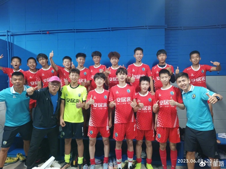 董路：本輪聯賽9名留洋足球小將中有8人出場，其中7人首發(fā)